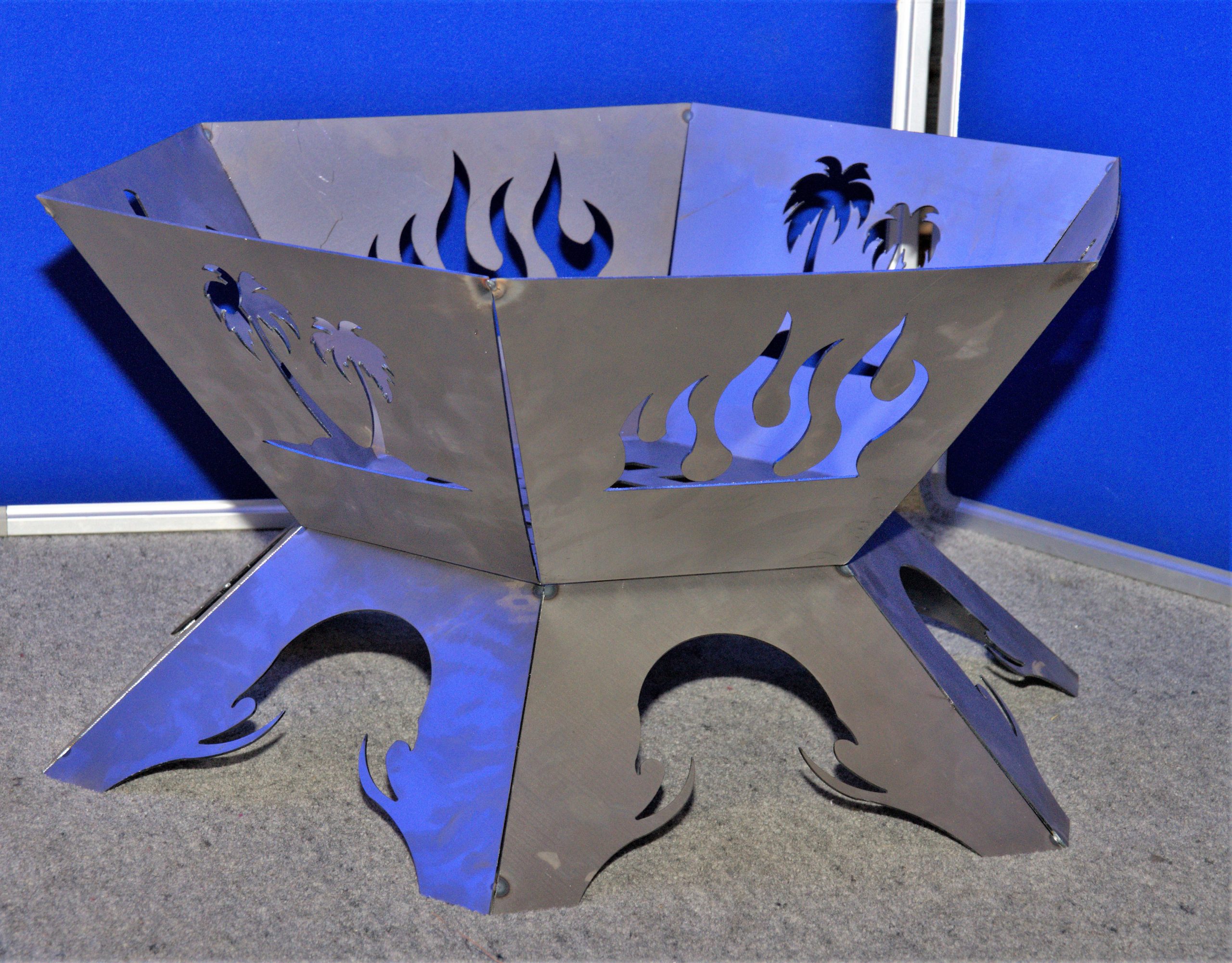 Party & Palm Tree Design Fire Pit - TSM Creations
